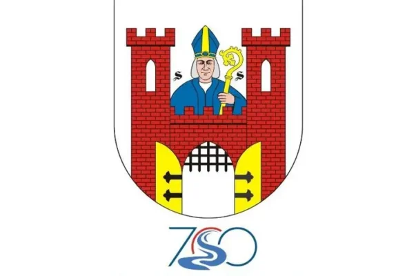 Szkoła Podstawowa nr 4 w Solcu Kujawskim wzbogaciła się o defibrylator AED