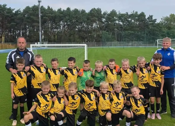 Młodzi piłkarze BKS Bydgoszcz zainaugurowali rozgrywki Od Pasji Do Futbolu