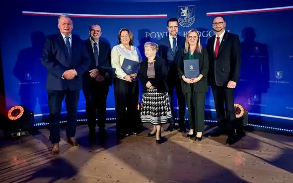Święto Powiatu Bydgoskiego w Białych Błotach. Nagrody dla laureatów z gminy Koronowo