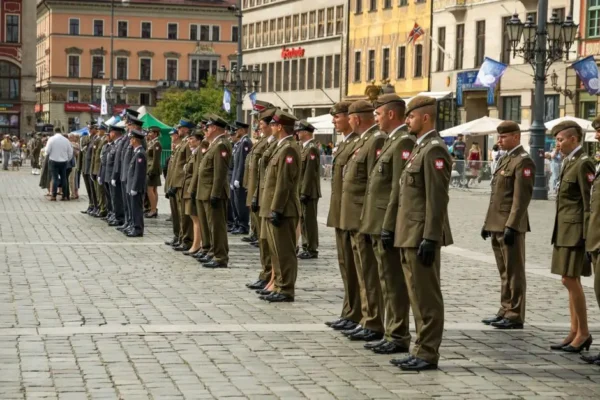 Święto Wojska Polskiego: wdzięczność i defilada w Warszawie