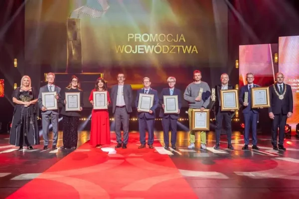 Nagrody Marszałka Województwa Kujawsko-Pomorskiego 2026 rozdane. Wyróżnienie dla prezesa Drobexu