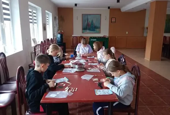 Ciekawa Fizyka w GOK-u: dzieci poznają tajniki energii słonecznej