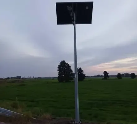Nowe lampy na mostku przy ul. Długiej — inwestycja z funduszu sołeckiego