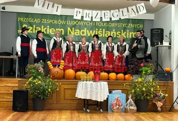 VII Przegląd Zespołów Ludowych w Czarżu – jubileusz 15-lecia „Nadwiślan”
