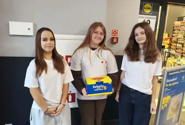 Uczniowie z Dobrcza zebrali 727 Talenciaków dla swojej szkoły