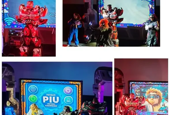 Uczniowie z Dobrcza na profilaktycznym spektaklu „Wiruś i CyberBot” w Bydgoszczy