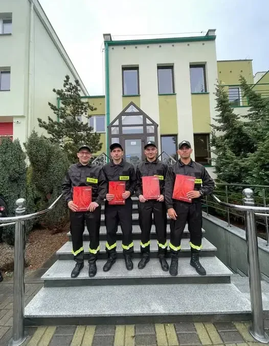 Czterech nowych strażaków OSP w gminie – zakończenie szkolenia podstawowego