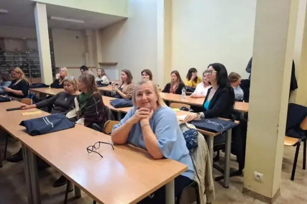 Nauczycielka z pasją do nauki – konferencja na Politechnice Warszawskiej