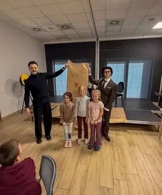 Dzieci z Białych Błot w kosmicznej podróży z duchami Lema i Szancera