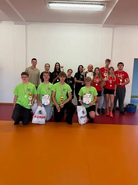 Uczniowie ze szkoły w Solcu Kujawskim w półfinale wojewódzkim tenisa stołowego