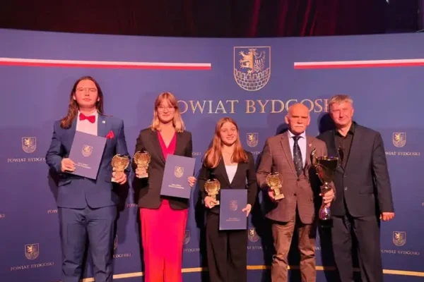 ULKS ZRYW Dobrcz drugi w województwie – sukces na Gali Sportu Powiatu Bydgoskiego
